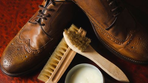 shoeshine