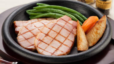 Wednesday Buffet at L’Auberge Lake Charles