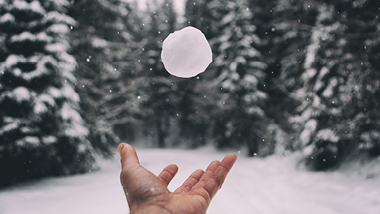 snow ballin